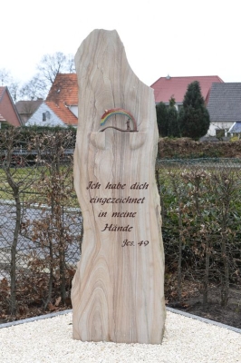 Statue Gedenken Sternenkinder